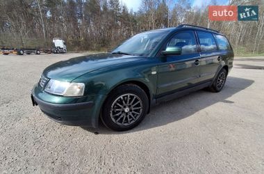 Універсал Volkswagen Passat 2000 в Харкові