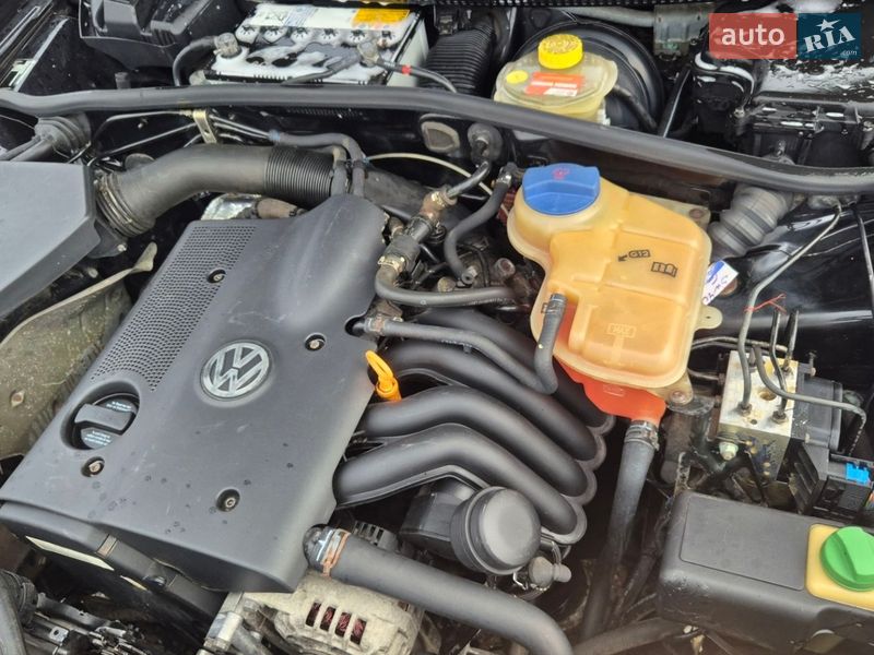 Универсал Volkswagen Passat 2000 в Буче