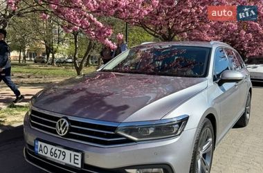 Универсал Volkswagen Passat 2020 в Ужгороде