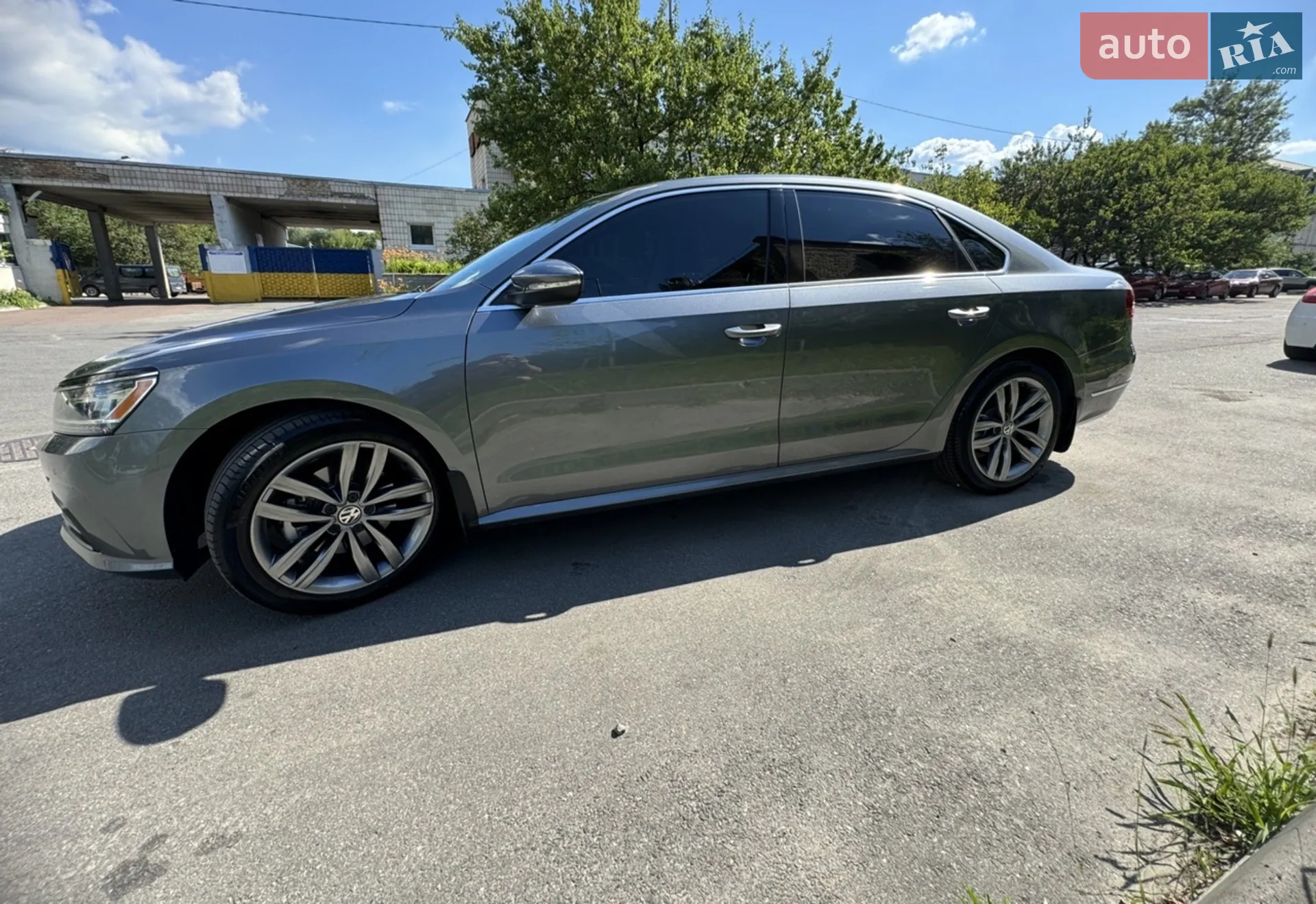 2018 Volkswagen Passat - мініатюра 2