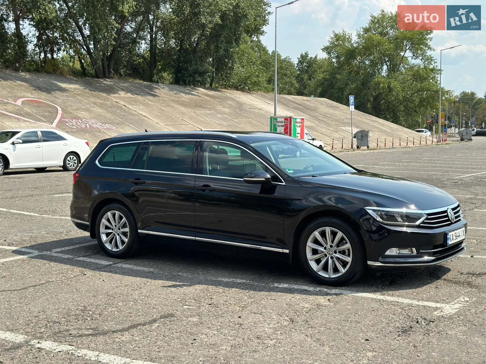 2017 Volkswagen Passat - фото 1