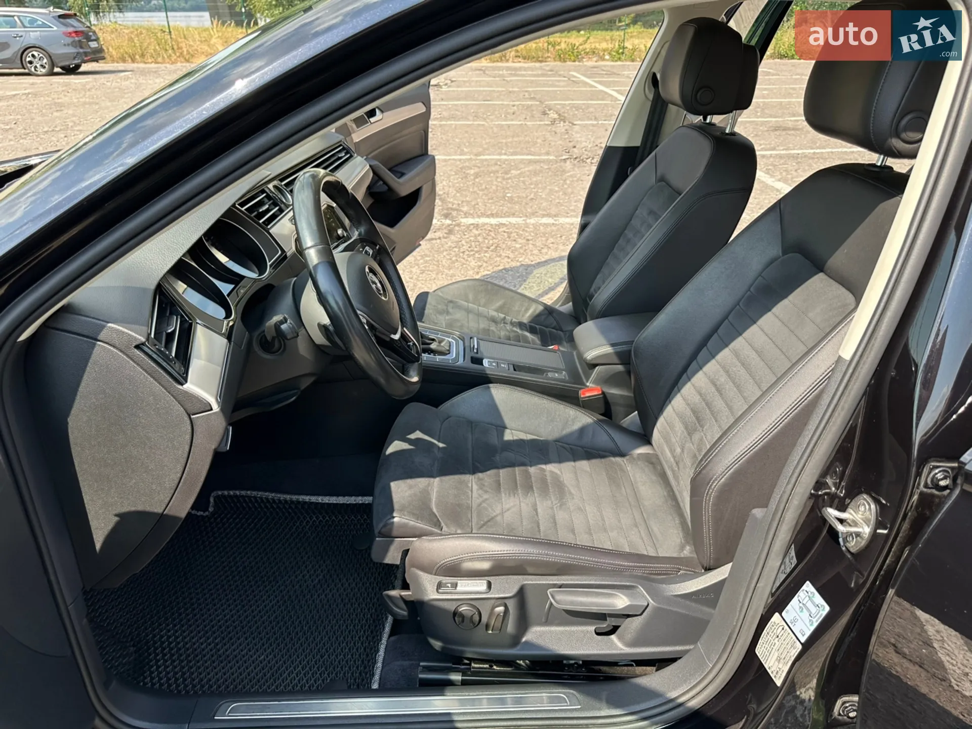 2017 Volkswagen Passat - мініатюра 23