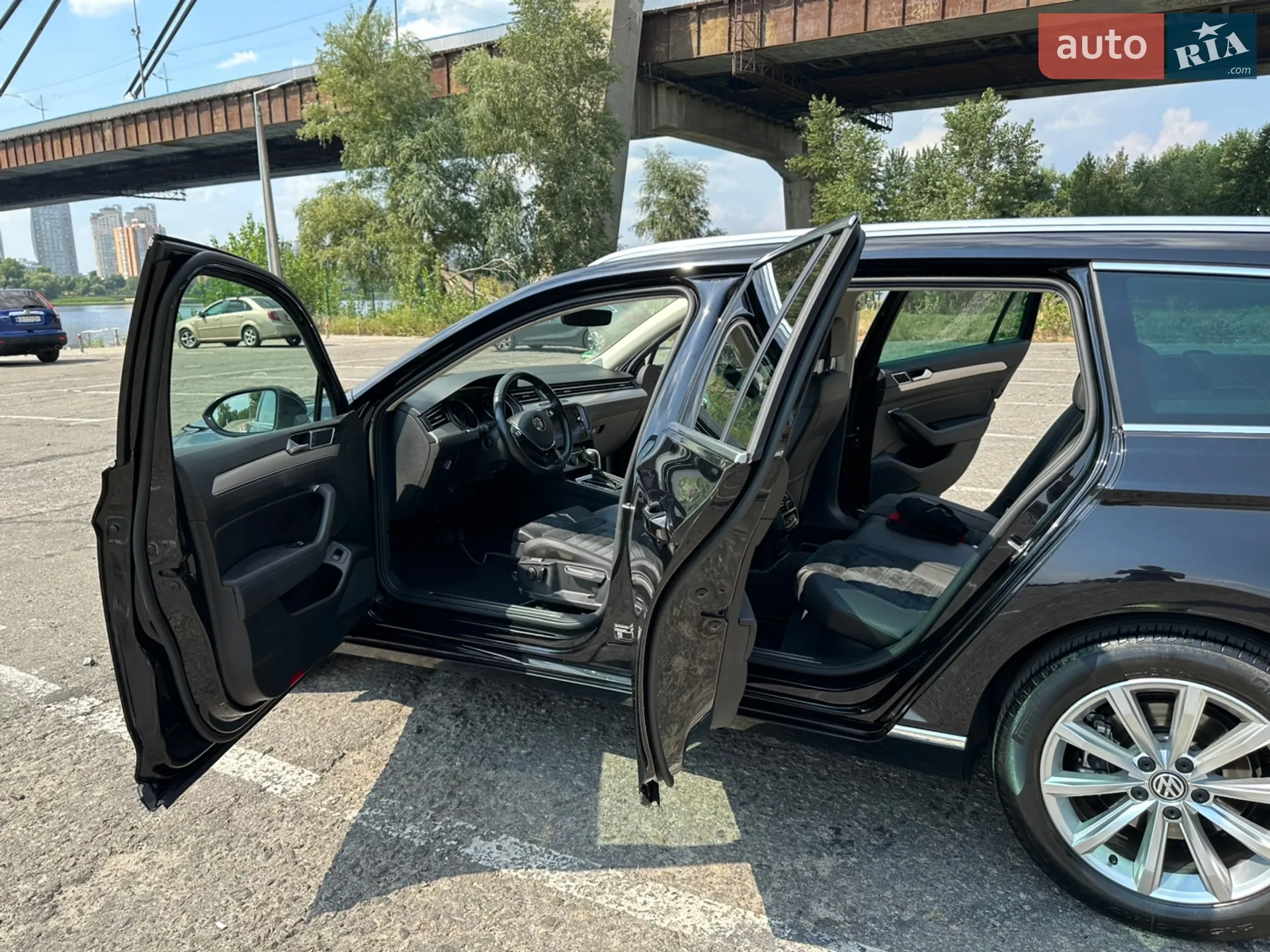 2017 Volkswagen Passat - мініатюра 25