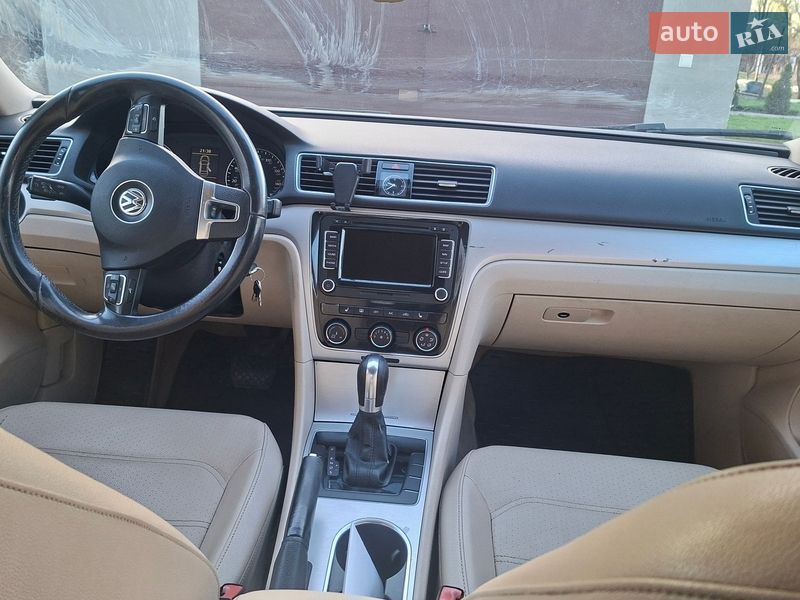 Volkswagen Passat 2013