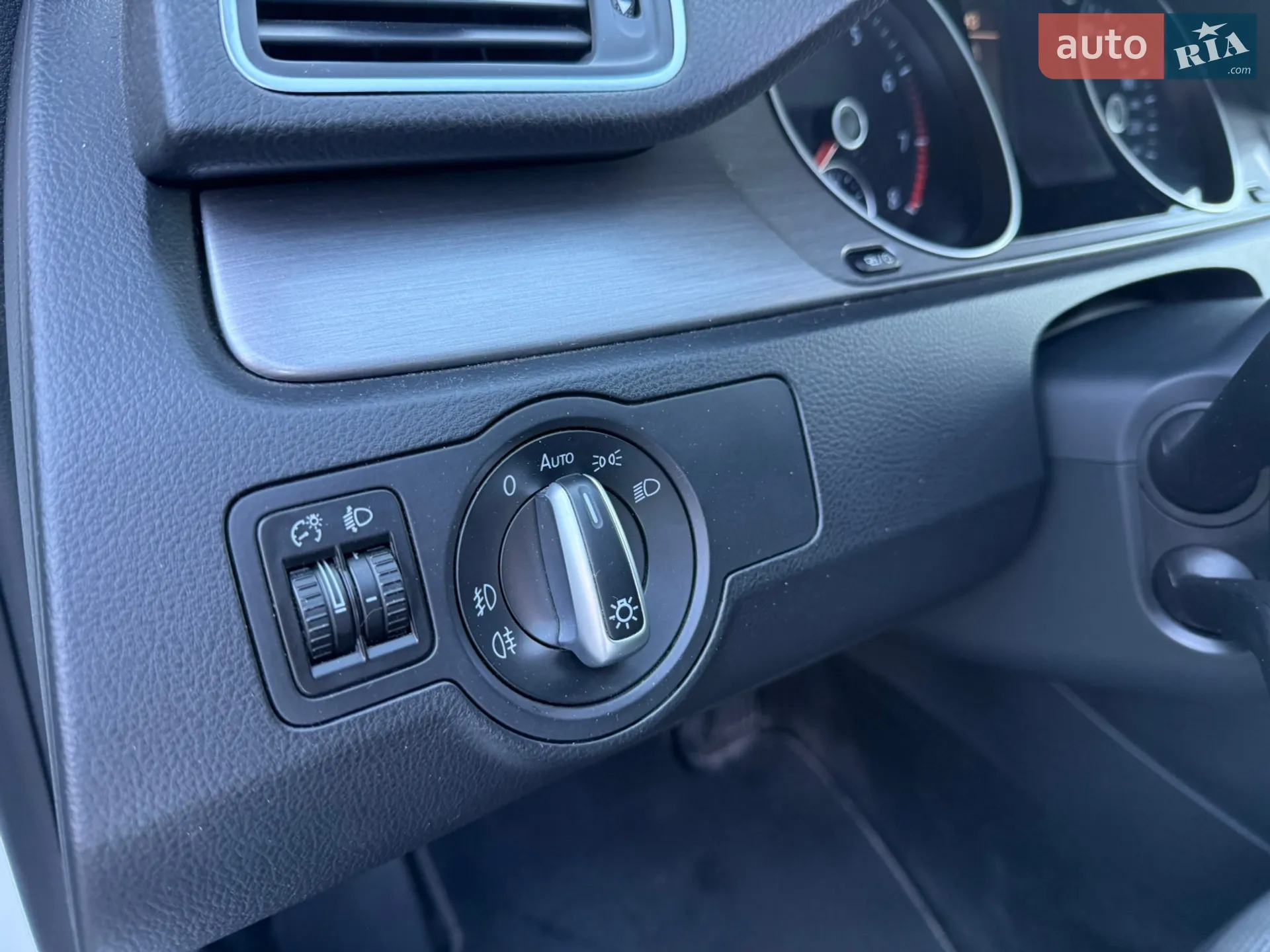 2013 Volkswagen Passat - мініатюра 13