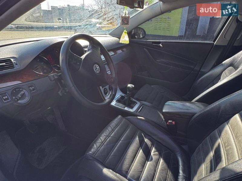 Седан Volkswagen Passat 2008 в Лубнах