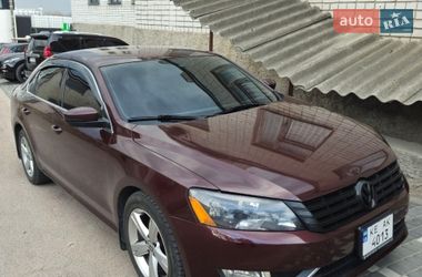Седан Volkswagen Passat 2012 в Верхнеднепровске