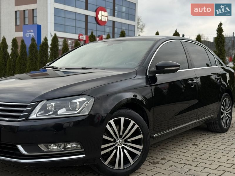 Седан Volkswagen Passat 2014 в Черновцах