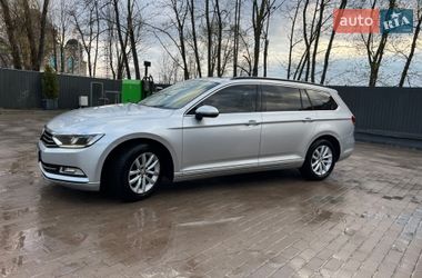 Універсал Volkswagen Passat 2015 в Тернополі