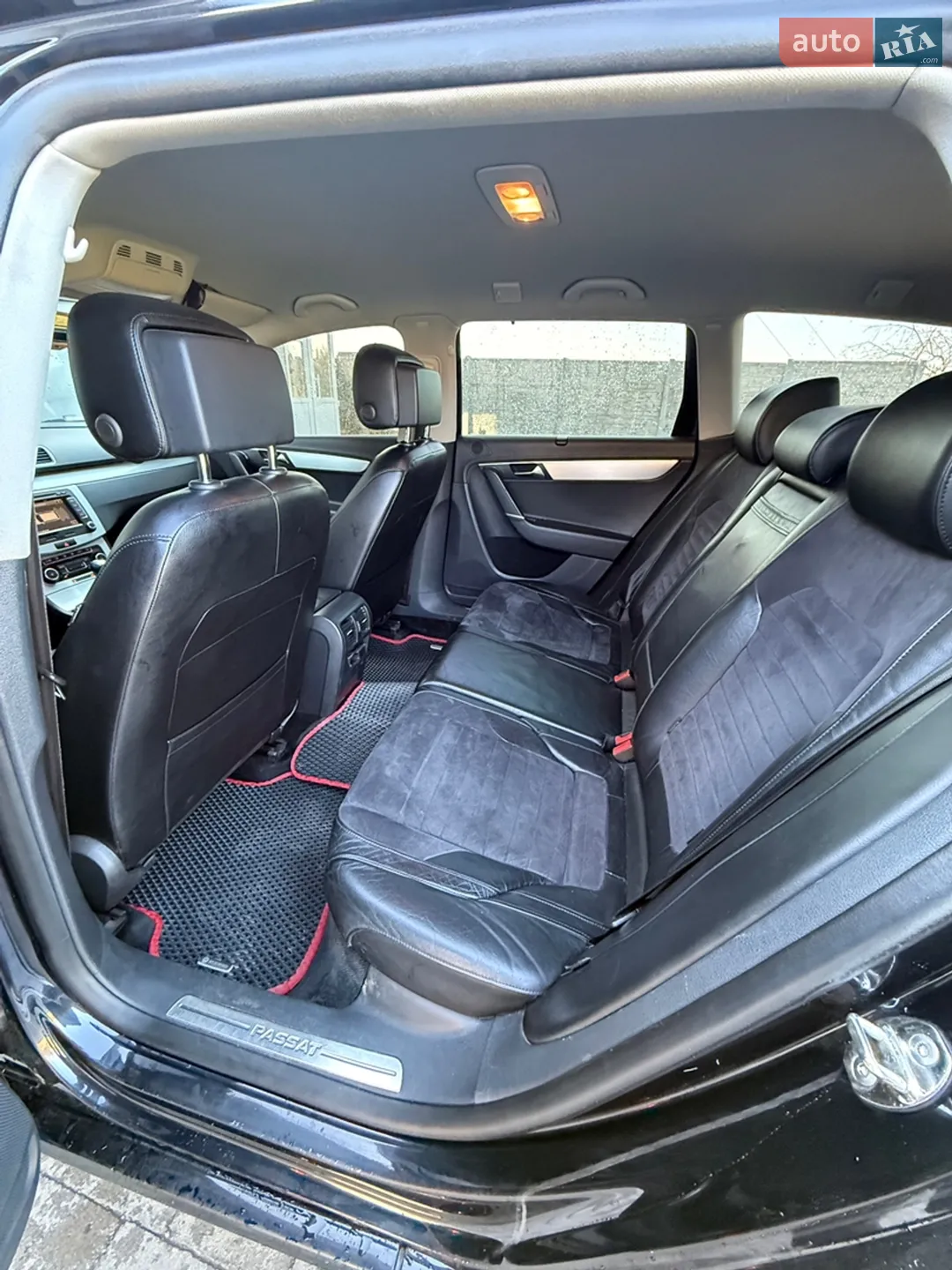 2011 Volkswagen Passat - мініатюра 30