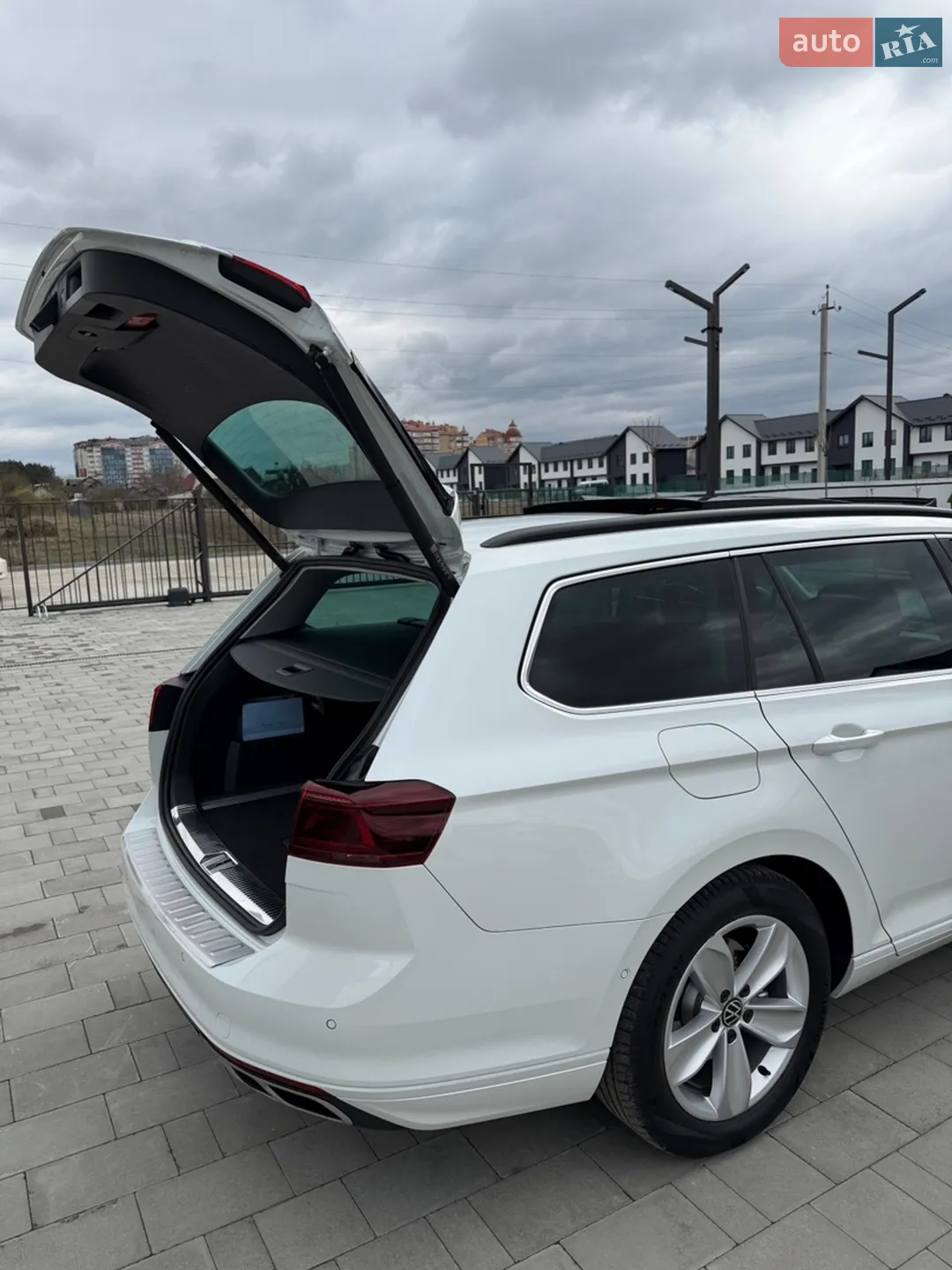 2022 Volkswagen Passat - мініатюра 246