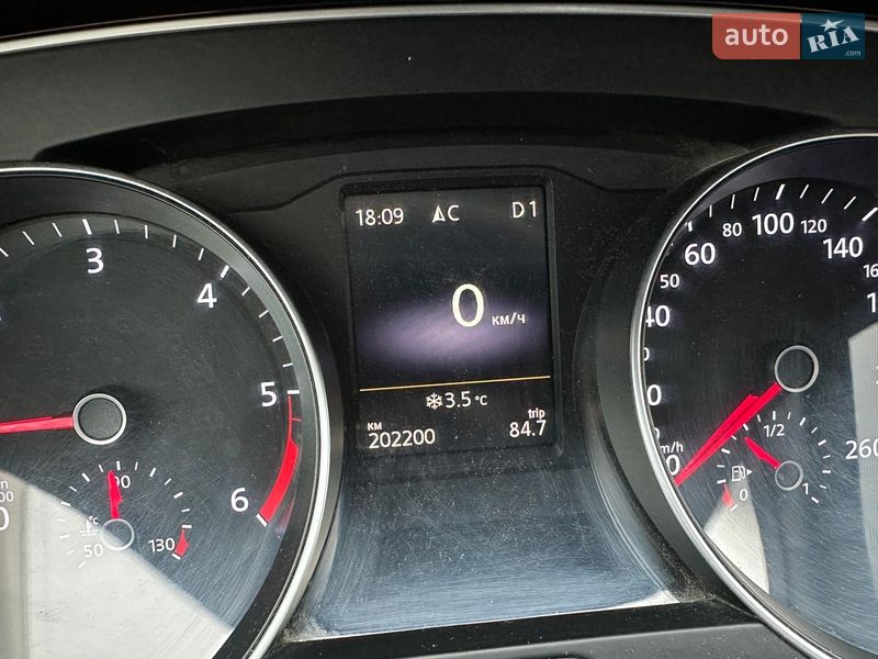 Универсал Volkswagen Passat 2016 в Полтаве