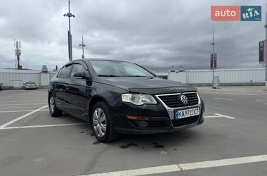 Седан Volkswagen Passat 2008 в Киеве