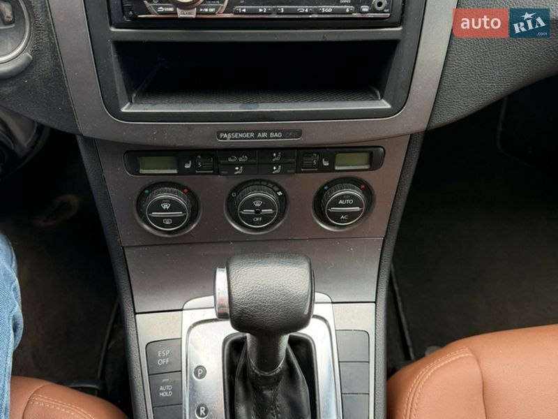 Седан Volkswagen Passat 2008 в Киеве