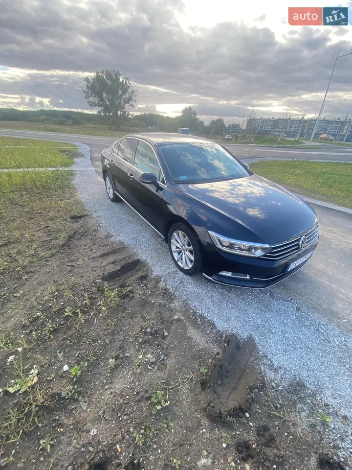 2016 Volkswagen Passat - мініатюра 15