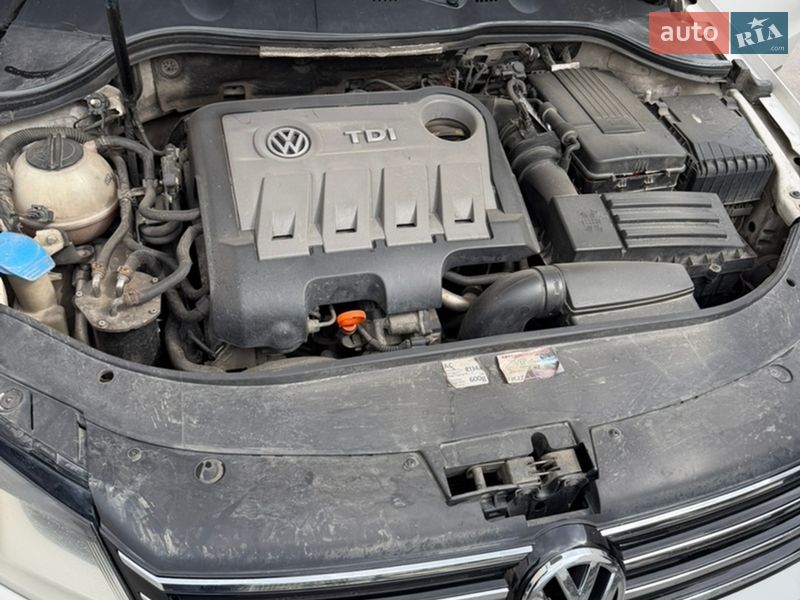 Универсал Volkswagen Passat 2010 в Полонном