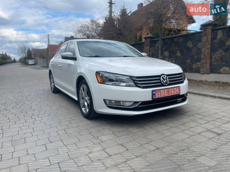 Седан Volkswagen Passat 2013 в Луцке
