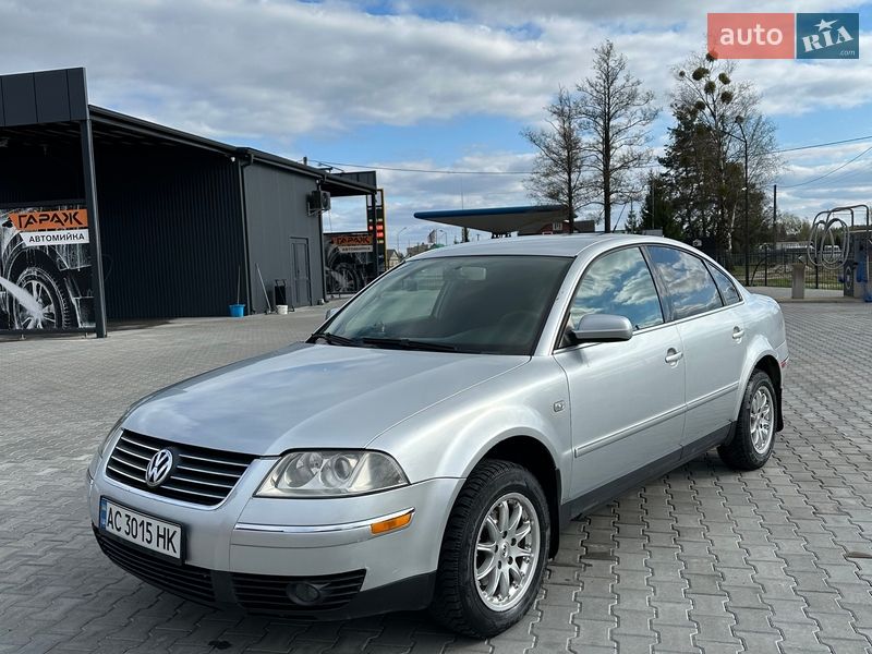 Седан Volkswagen Passat 2003 в Шацке