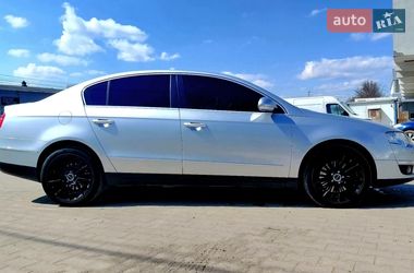 Седан Volkswagen Passat 2007 в Чернівцях