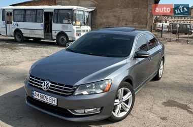Седан Volkswagen Passat 2013 в Коростене
