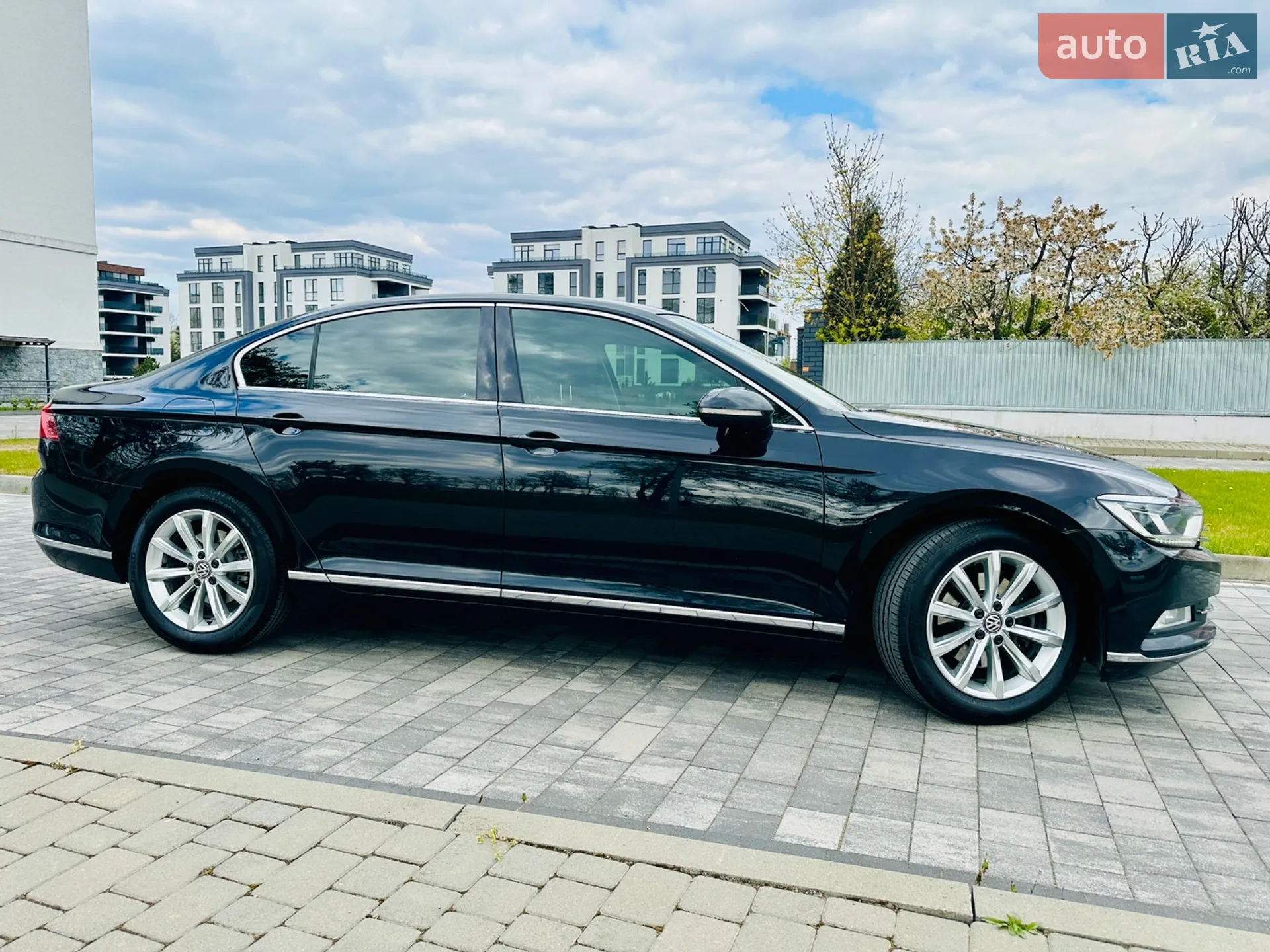 2015 Volkswagen Passat - мініатюра 12