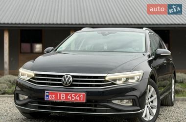 Универсал Volkswagen Passat 2022 в Львове