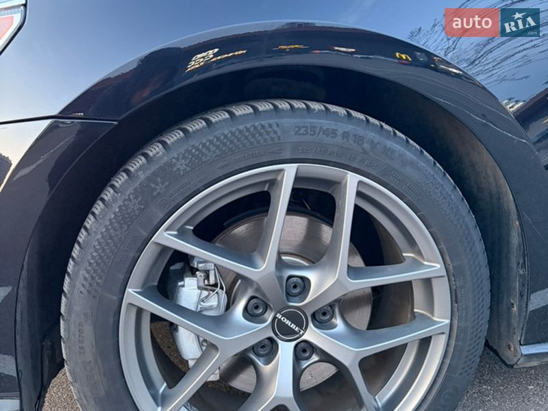 Седан Volkswagen Passat 2018 в Киеве