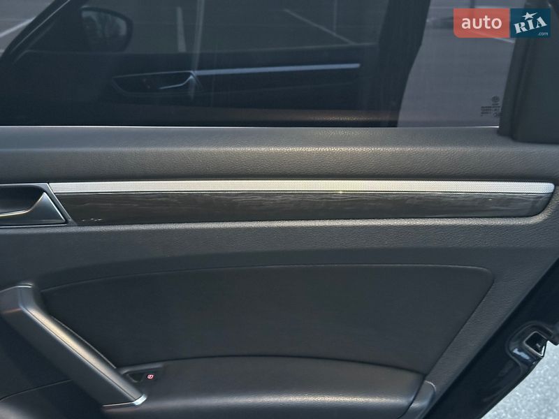 Седан Volkswagen Passat 2018 в Киеве