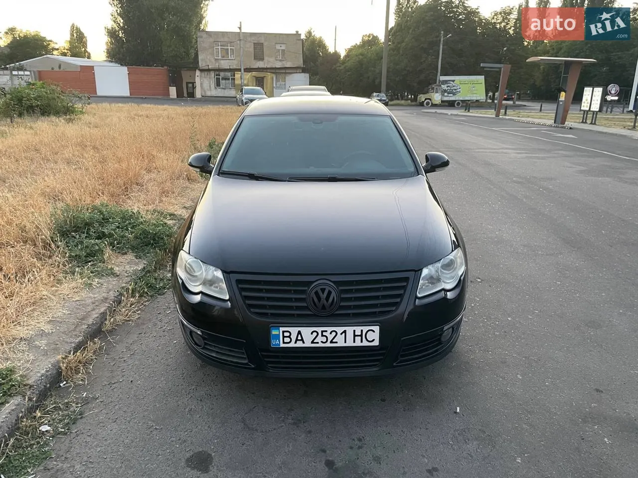 2010 Volkswagen Passat - мініатюра 10