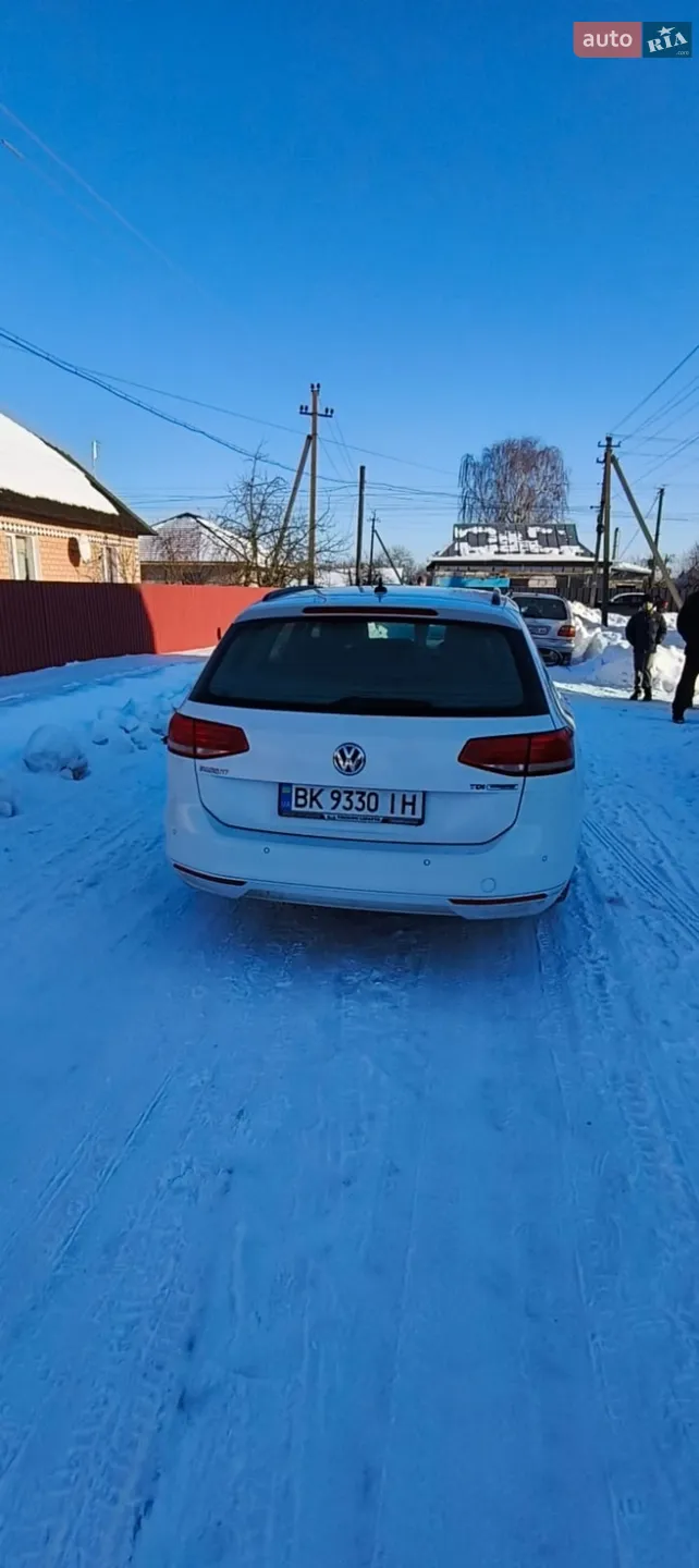 2016 Volkswagen Passat - мініатюра 4