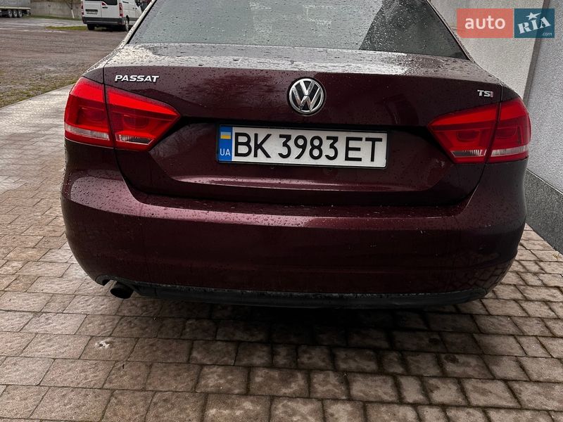 Седан Volkswagen Passat 2013 в Ровно фото 3 Седан Volkswagen Passat 2013 в Ровно