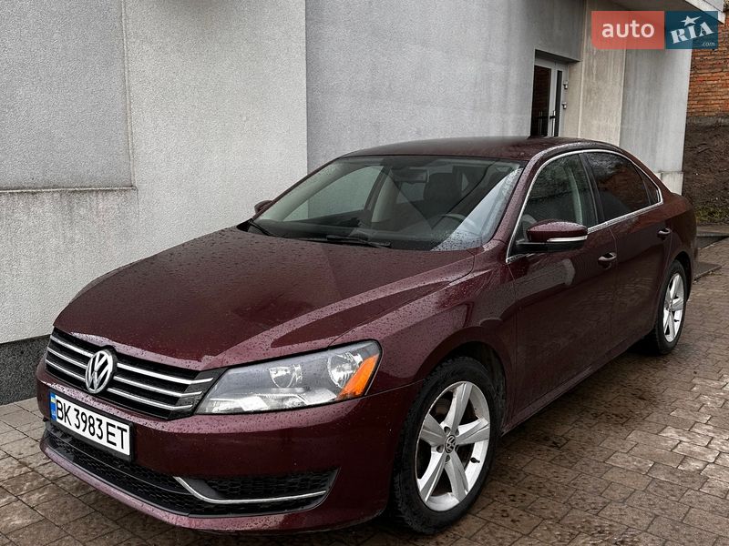 Седан Volkswagen Passat 2013 в Ровно фото Седан Volkswagen Passat 2013 в Ровно