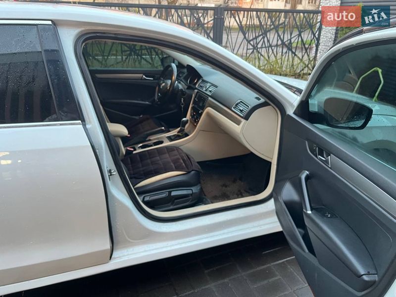 Седан Volkswagen Passat 2015 в Черкасах