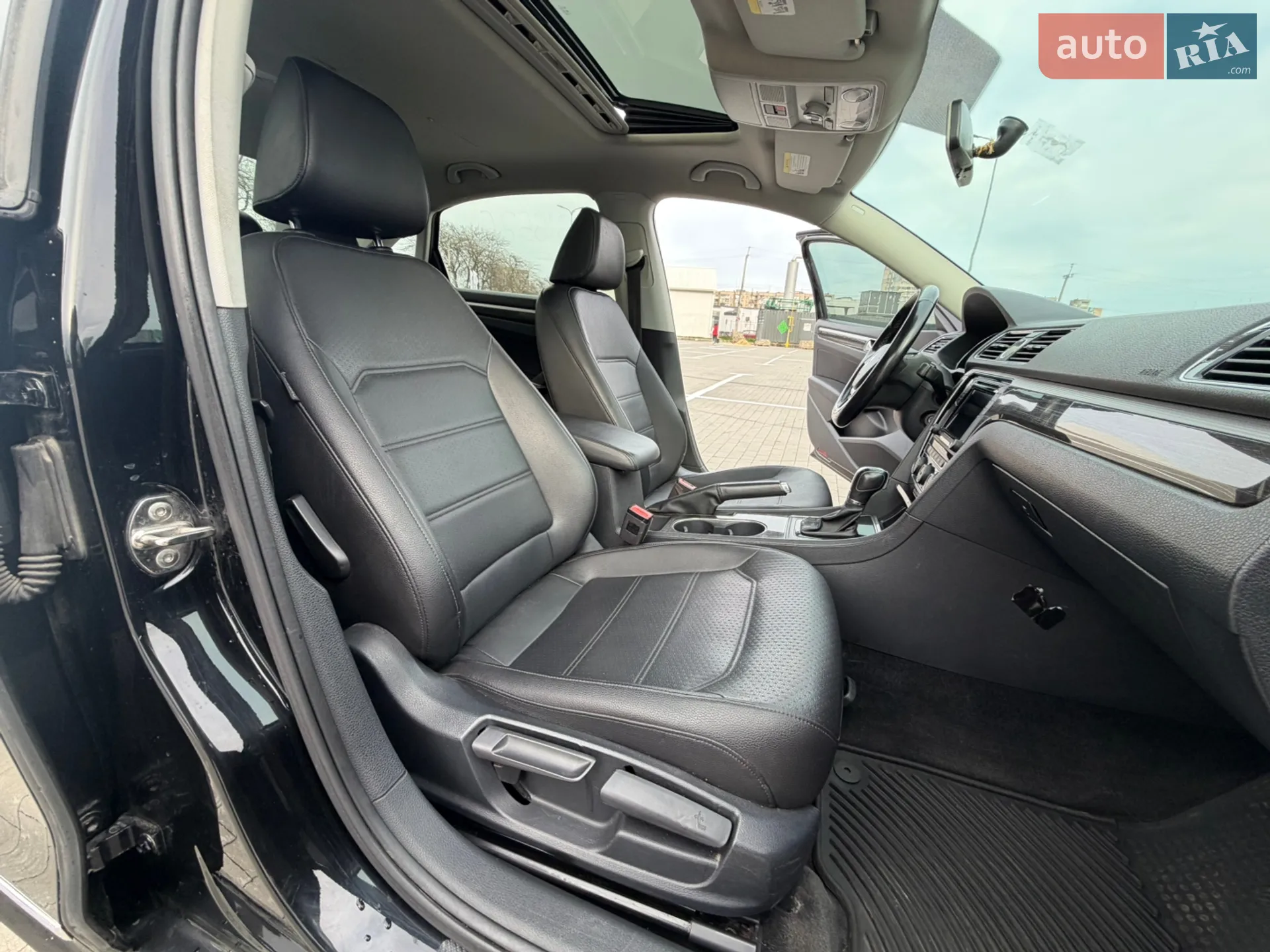2016 Volkswagen Passat - мініатюра 28