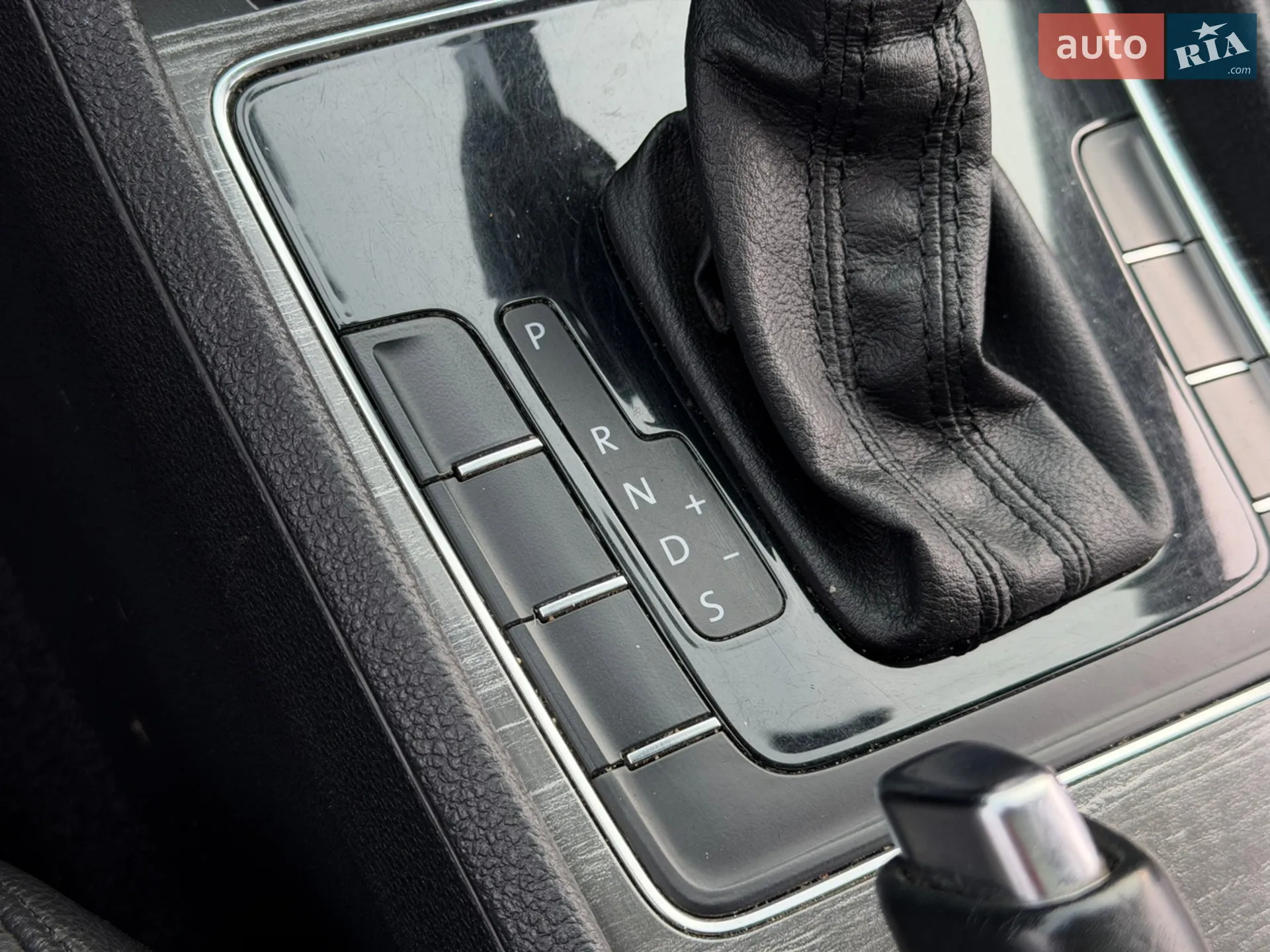 2016 Volkswagen Passat - мініатюра 36