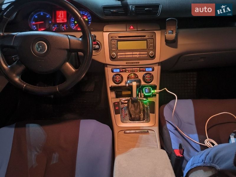 Универсал Volkswagen Passat 2006 в Киеве