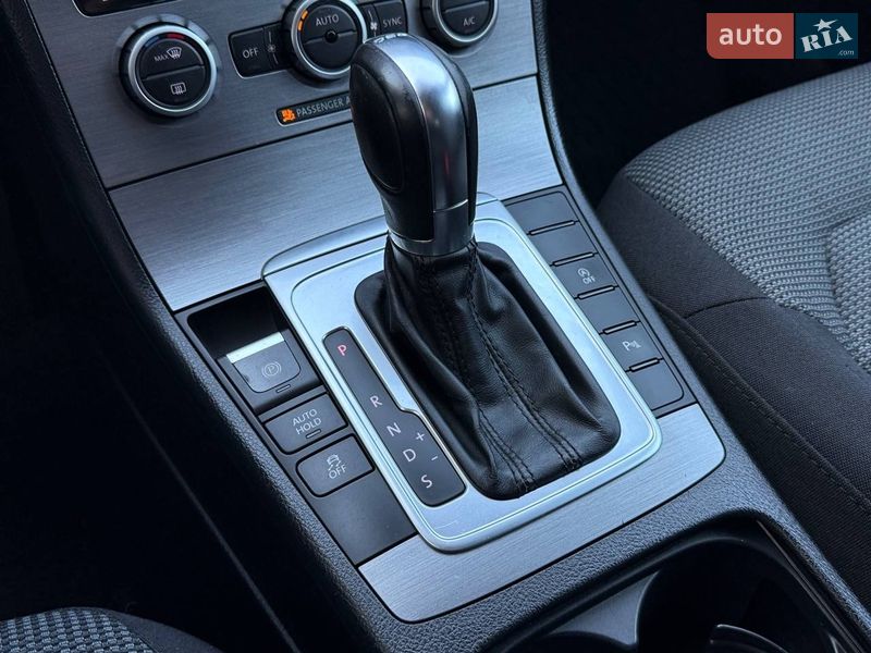 Универсал Volkswagen Passat 2014 в Стрые