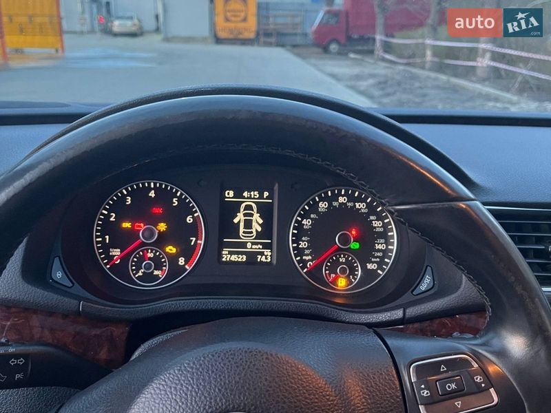 Седан Volkswagen Passat 2012 в Бердичеве