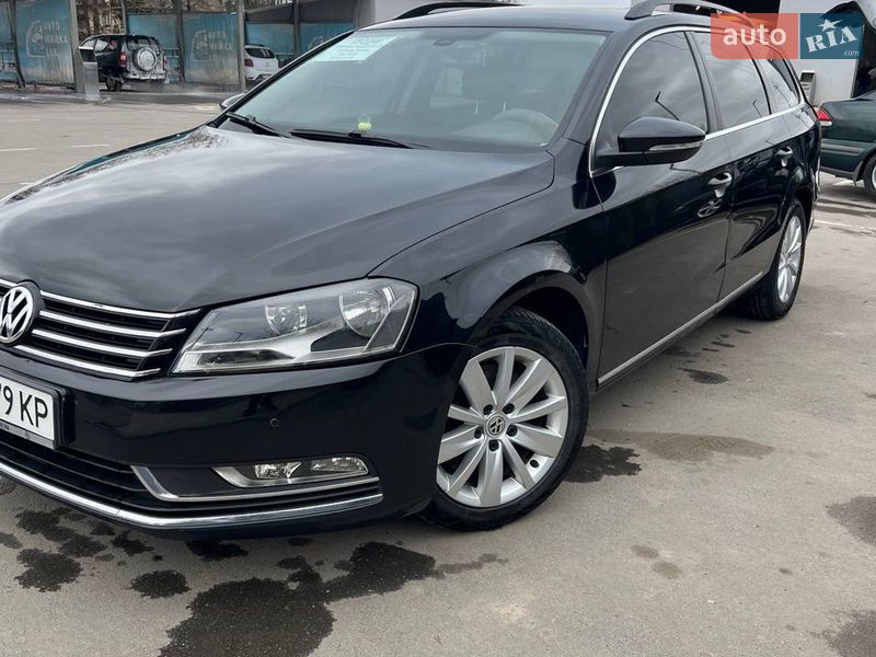 Volkswagen Passat 2011
