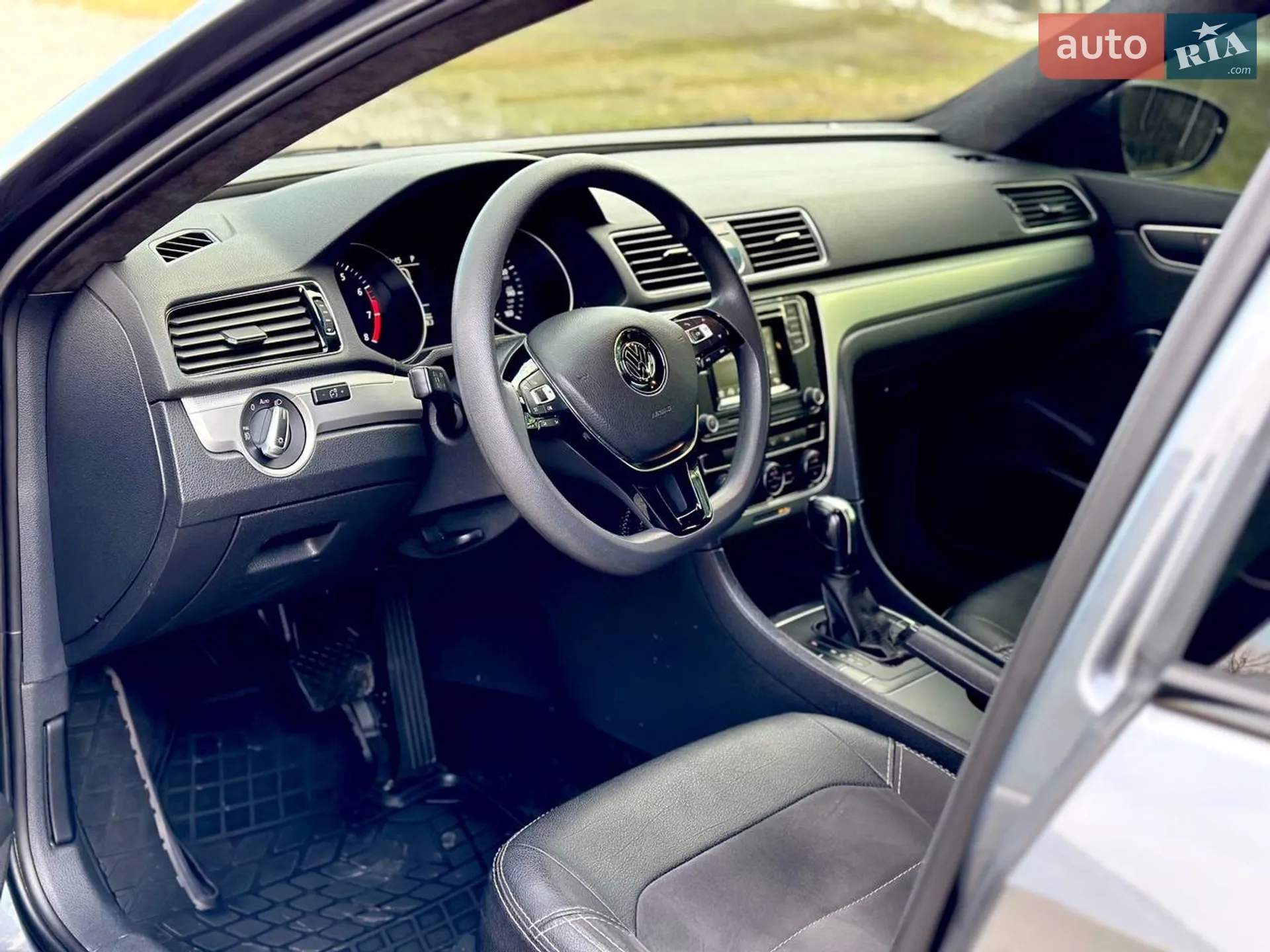 2015 Volkswagen Passat - мініатюра 13