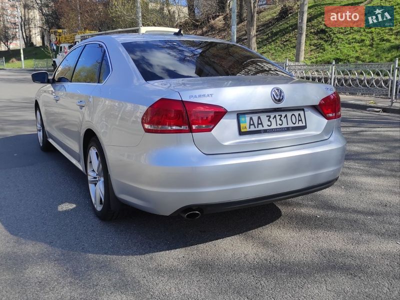 Седан Volkswagen Passat 2013 в Киеве фото 5 Седан Volkswagen Passat 2013 в Киеве