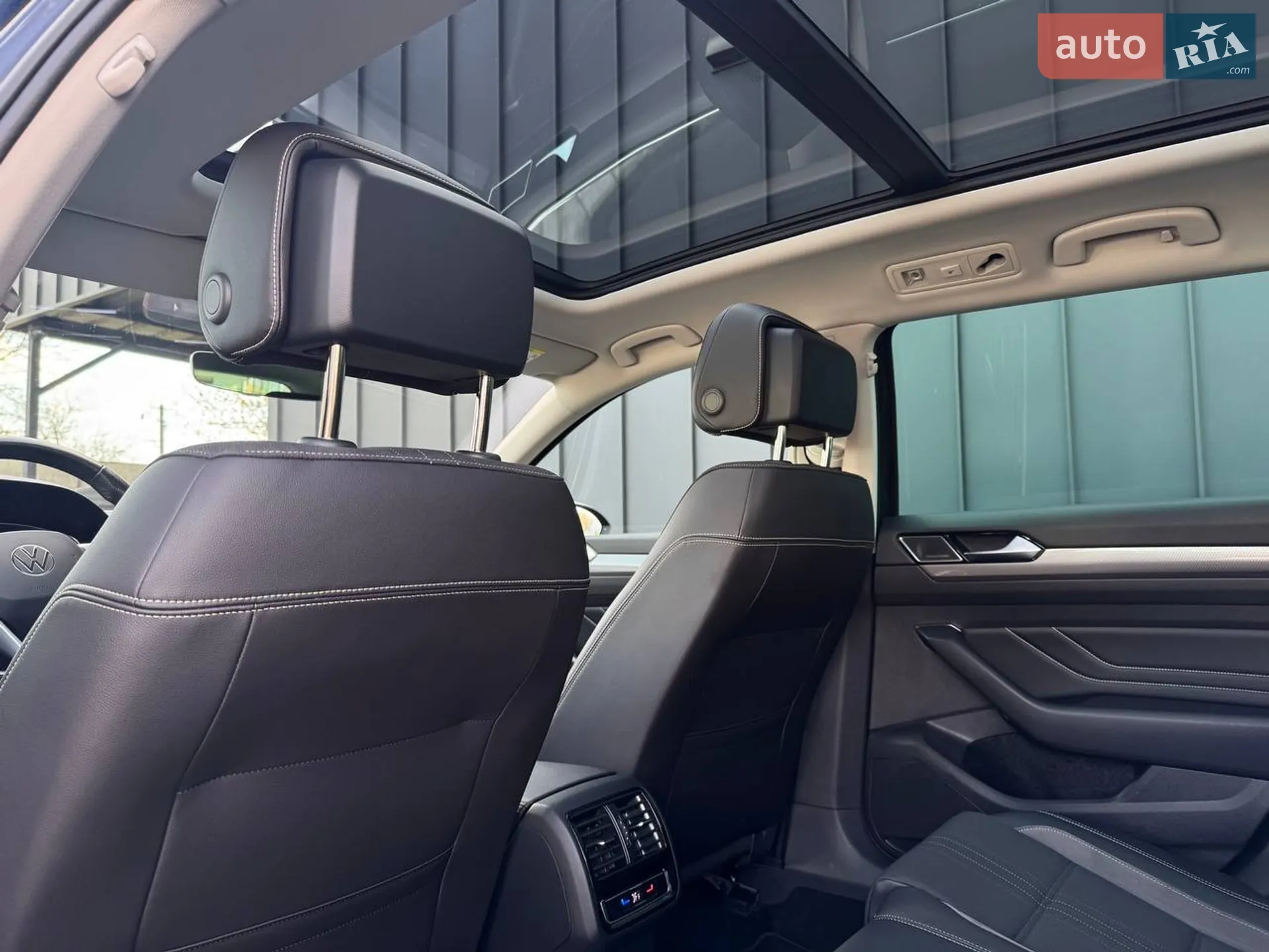 2023 Volkswagen Passat - мініатюра 18