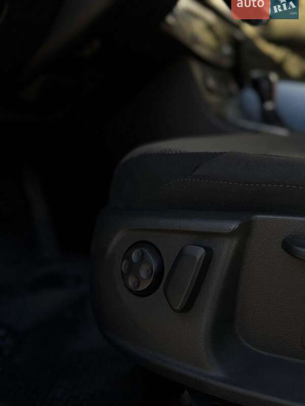 Седан Volkswagen Passat 2011 в Луцке