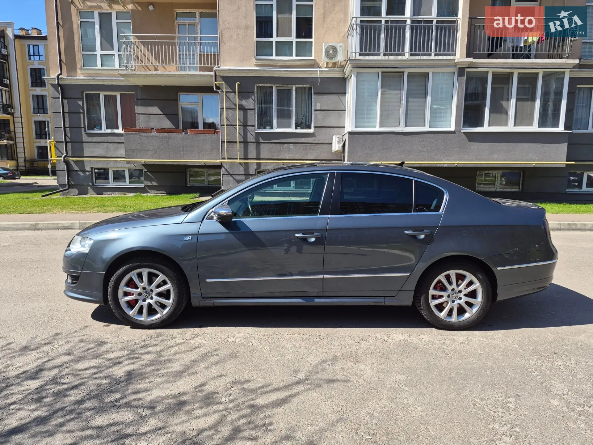 2010 Volkswagen Passat - мініатюра 8