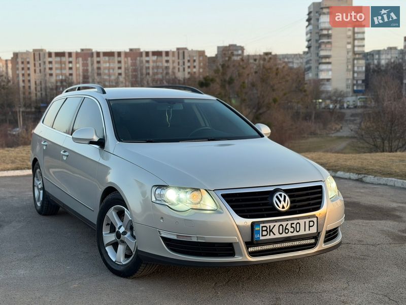 Универсал Volkswagen Passat 2009 в Ровно