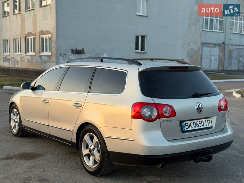 Универсал Volkswagen Passat 2009 в Ровно