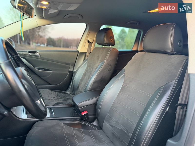 Универсал Volkswagen Passat 2009 в Ровно