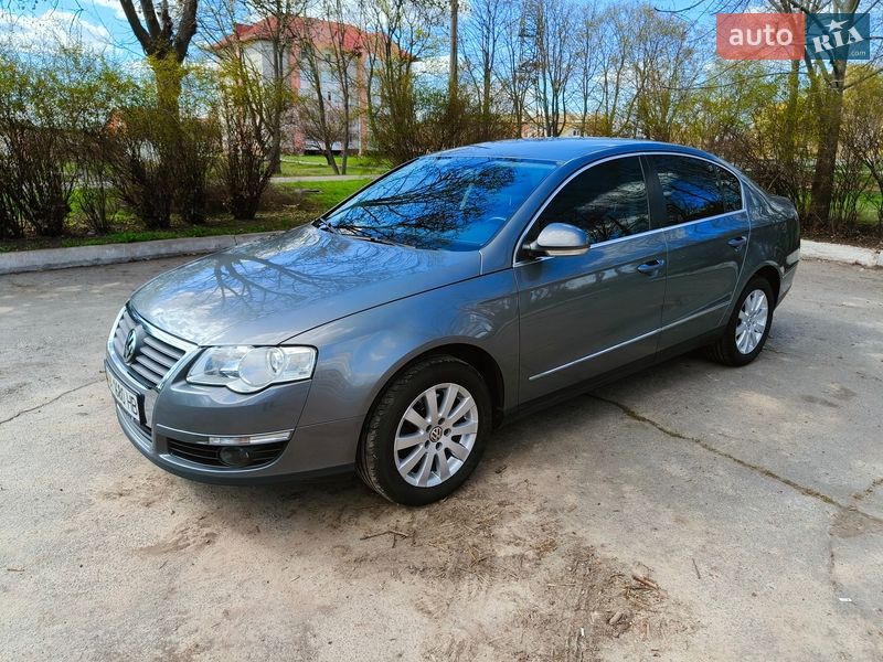 Седан Volkswagen Passat 2008 в Миргороде