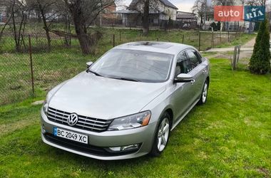Седан Volkswagen Passat 2013 в Львове