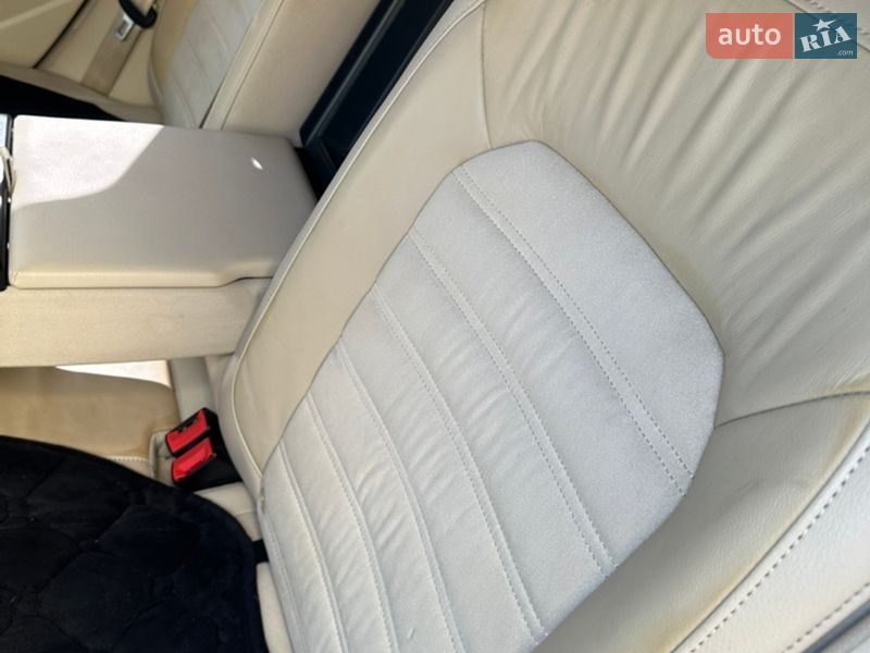 Седан Volkswagen Passat 2014 в Черновцах